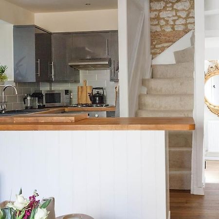 Stylish Painswick Getaway Vila Exterior foto