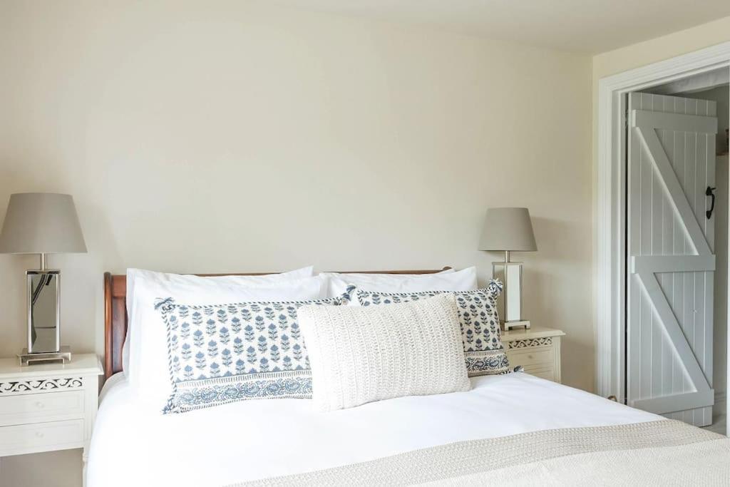 Stylish Painswick Getaway Vila Exterior foto