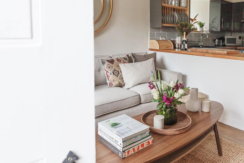 Stylish Painswick Getaway Vila Exterior foto